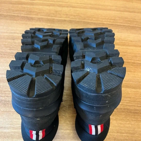 Hunter Explorer Black Outdoor Boots - Picture 7 of 8